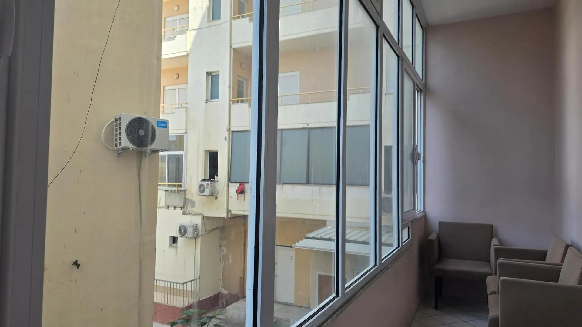 Eden Seaside 2 Bedroom Apartment Vlorë